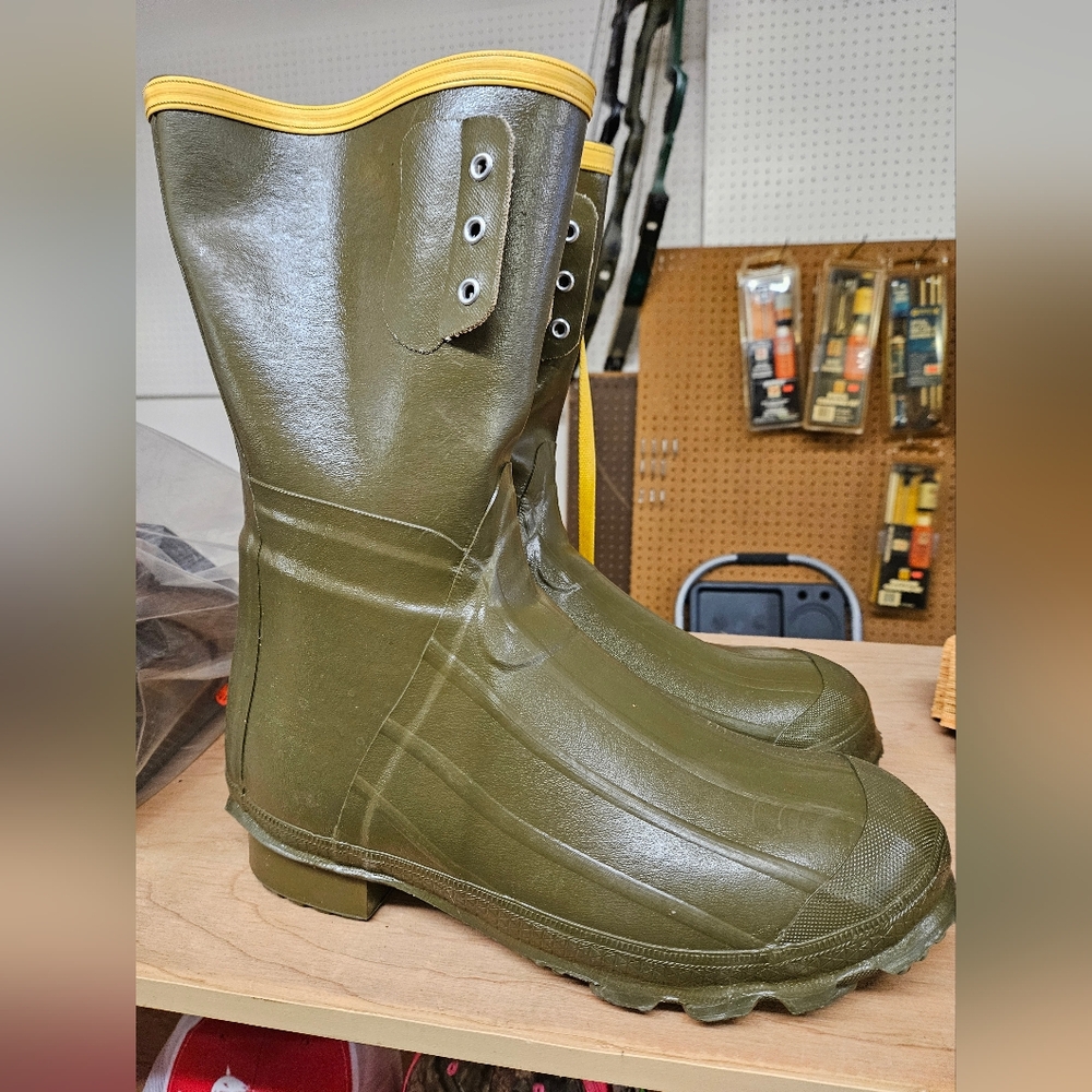 LaCrosse Insulated Rubber Boots